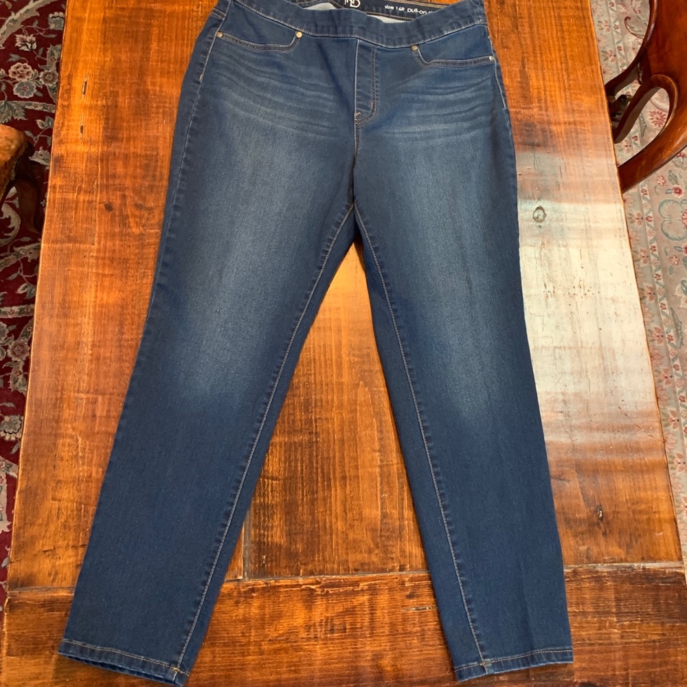 New Directions brand pull-on Skinny Jeans, size 16R